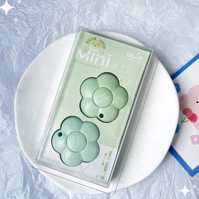 New High Appearance Level Flower Utility Knife Set Express Boxes Opener Mini Portable Art Knife Hand Account Paper Cutting Tools Peaceful Pleasures Health and Wellness green