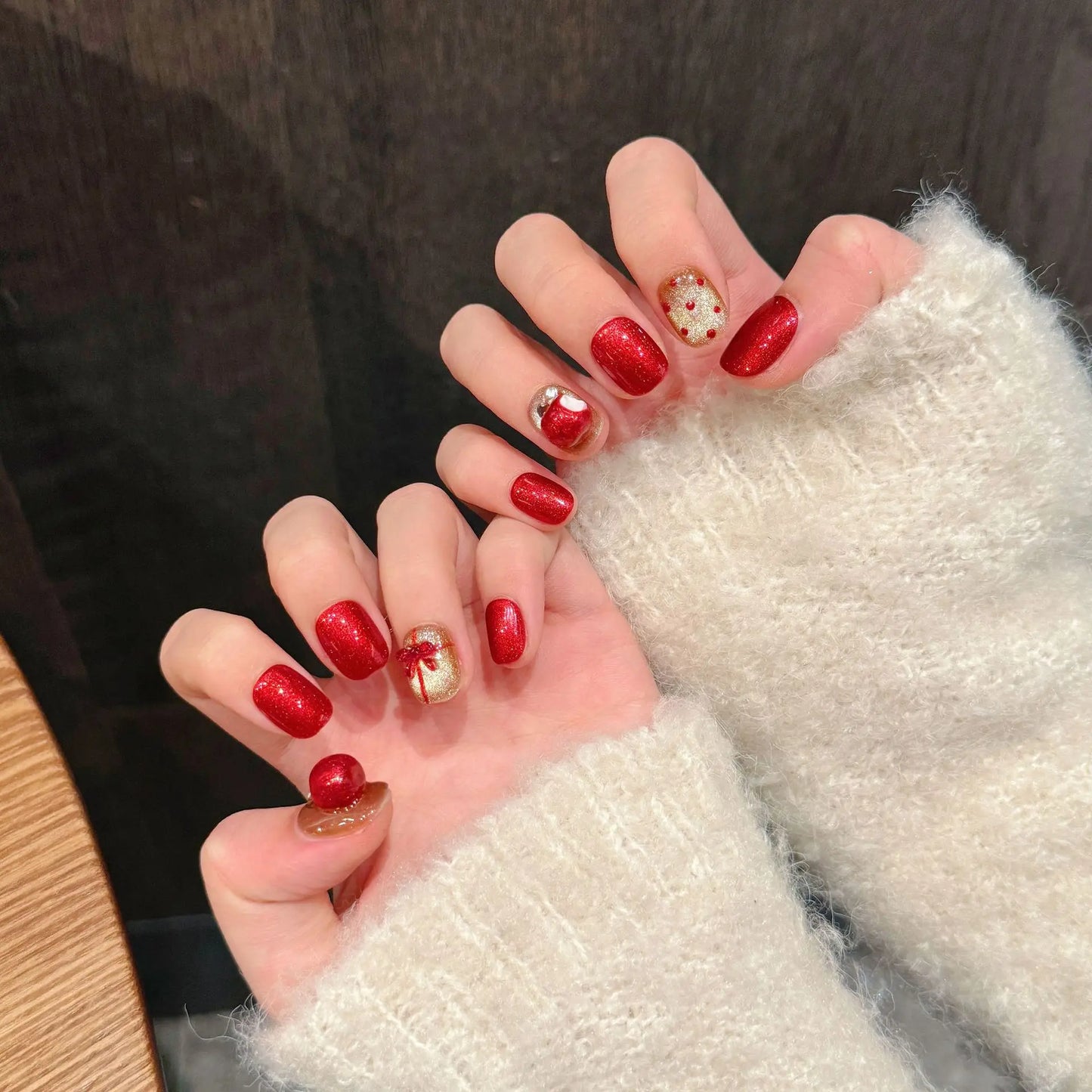 Christmas Press-On Nails Red Apple Cat Eye Design | 10pcs