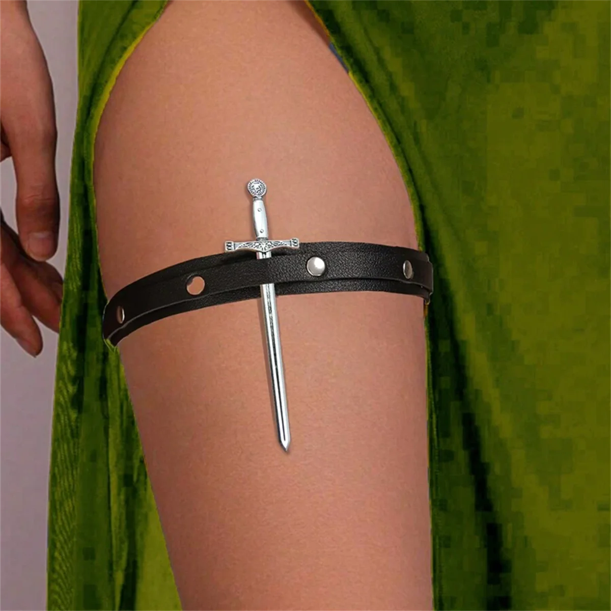 Medieval Leg Props PU Leather Punk Rivet Leggings Harness Metal Sword