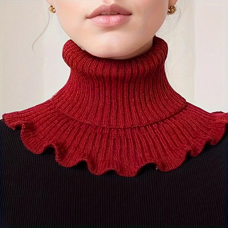 Women's Knitted False Collar Scarf – Ruffle Edge Black & White