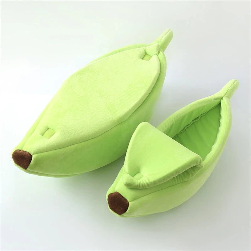 Banana Cat Bed – Cozy Plush Pet House for Cats & Dogs