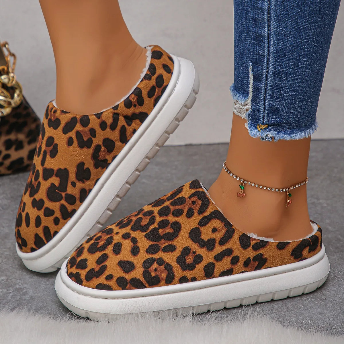 Women's Fluffy Fur Indoor Slippers | Warm Winter House Slides