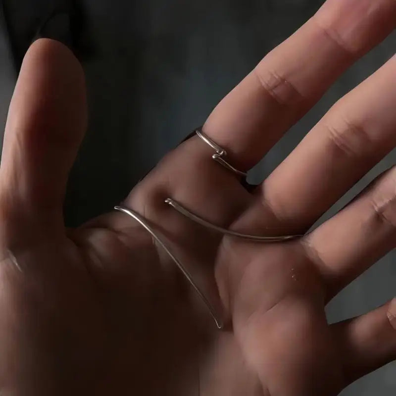 Minimalist Pleated Adjustable Knuckle Ring – Silver Tone