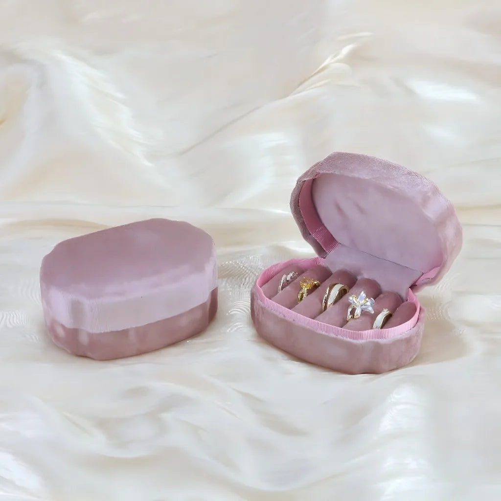 Mini Velvet Ring Box – Multi-Slot Jewelry Organizer for Travel