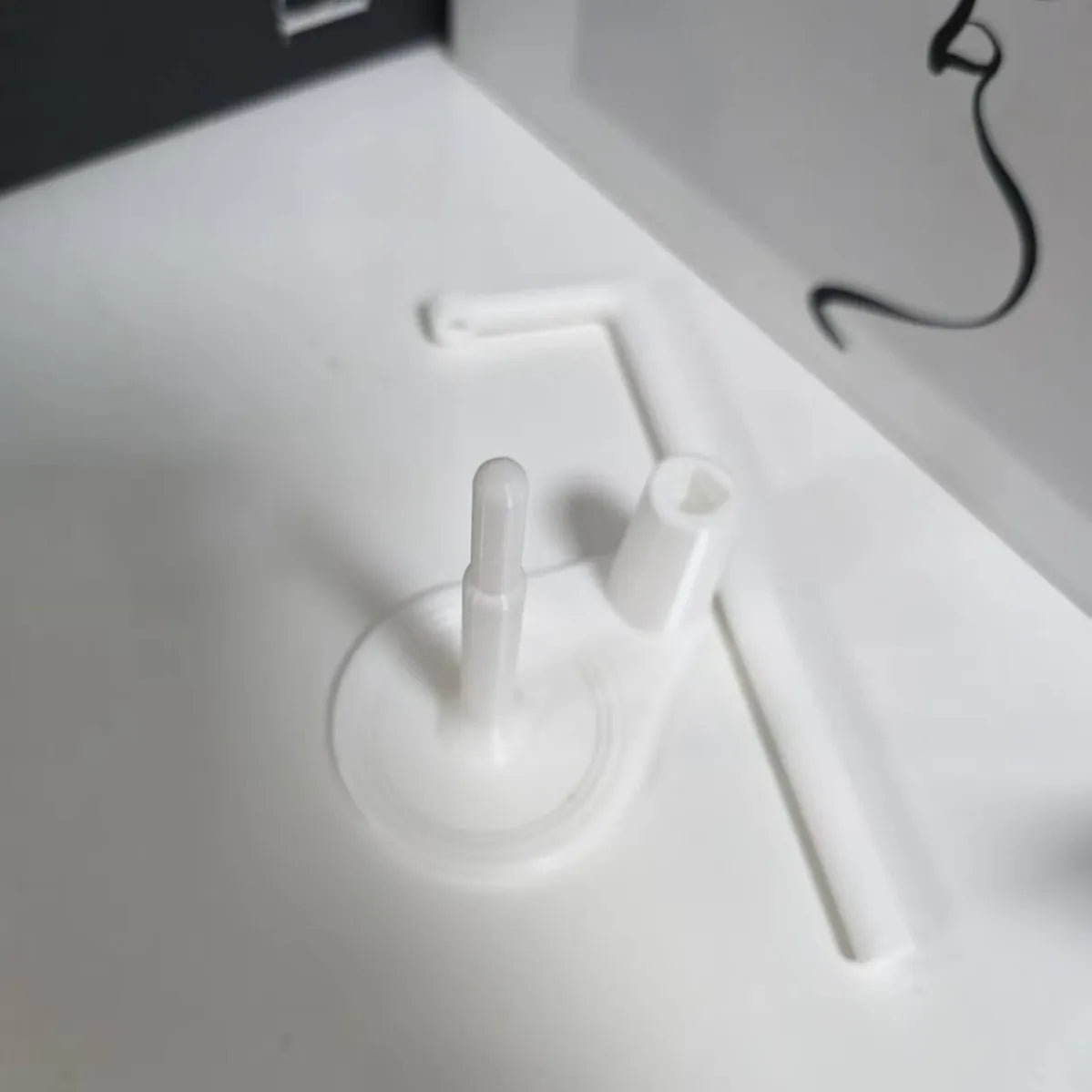 Vertical Spool Holder for Sewing Machine | Anti-Winding Thread Guide