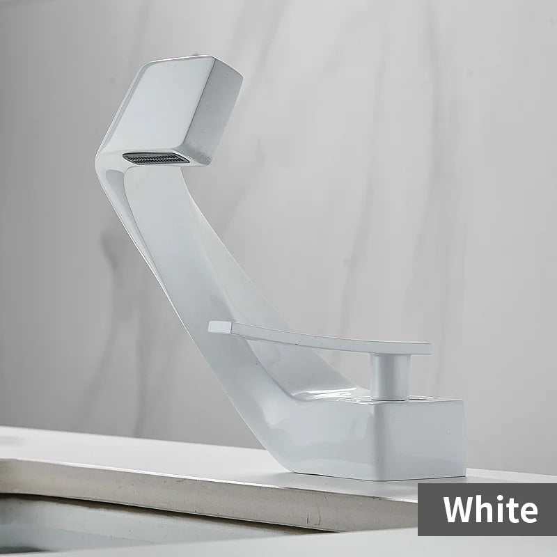 AOGUTU Black Basin Faucet | Single Hole Deck Mount Mixer Tap