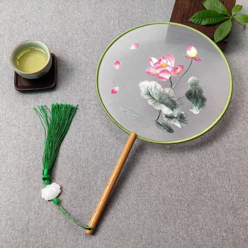Su Embroidery Silk Round Hand Fan – Wooden Handle & Tassel