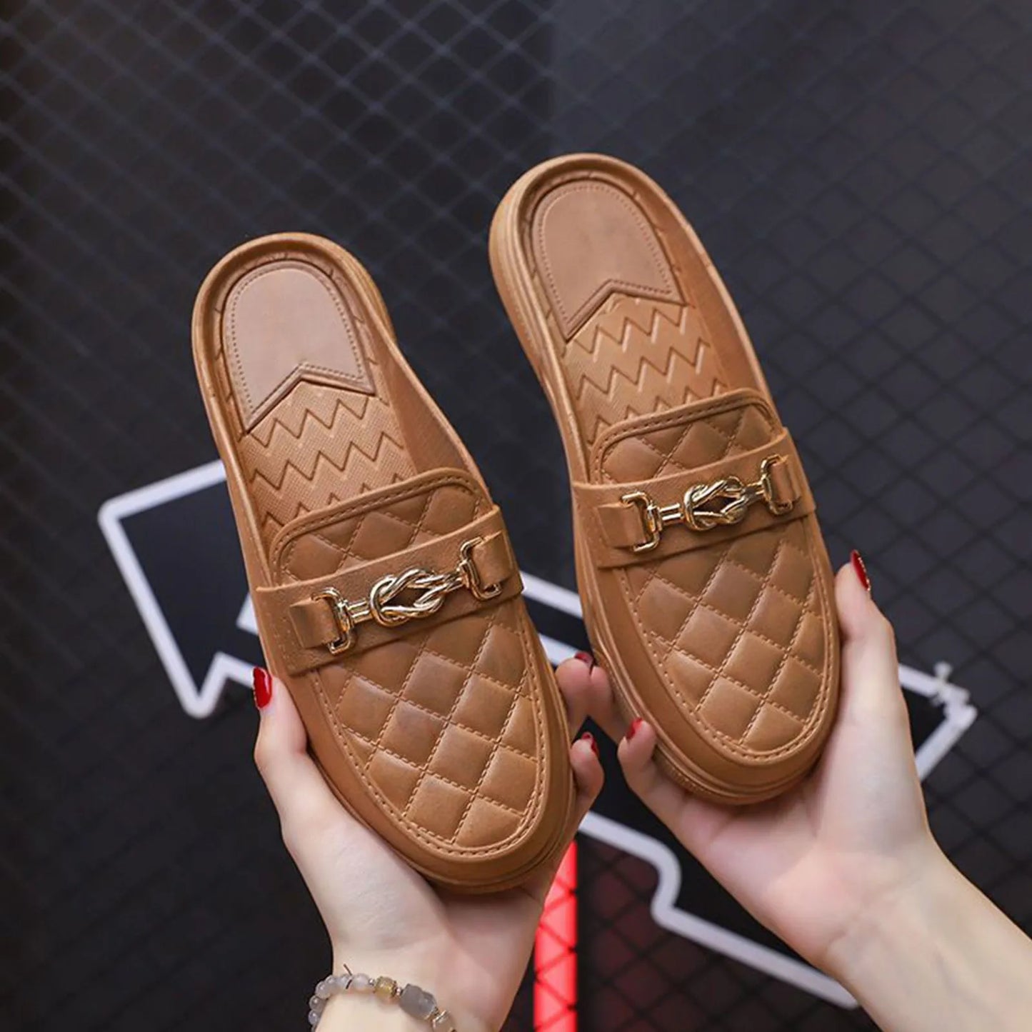 Summer New Style Women's Soft Bottom Anti-slip Versatile Outer Wear Beach Flat Bottom Lazy Person One Step Casual Half Slippers Peaceful Pleasures Health and Wellness Khaki 37