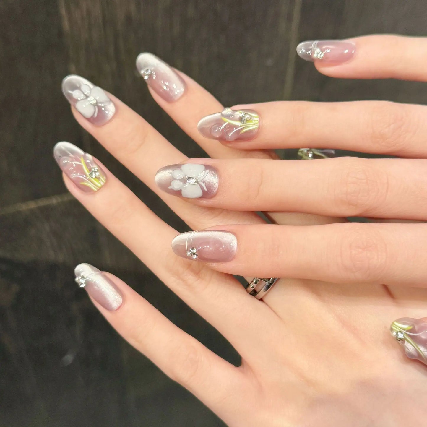 10pcs Handmade Short Press on Nails Cute 3D Flowers Decor Gradient Pink Fake Nails Wedding Lady Wearable Korean False Nail Tips Peaceful Pleasures Health and Wellness