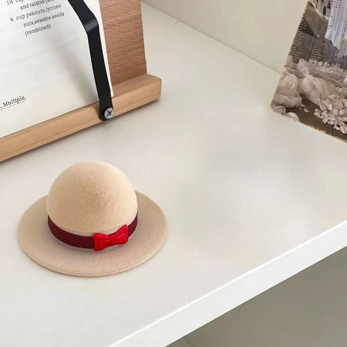 Woody Hat Ring Box | Creative Proposal & Valentine's Gift