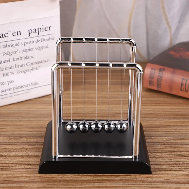 Newton's Cradle Pendulum – Desk Decor & Physics Toy