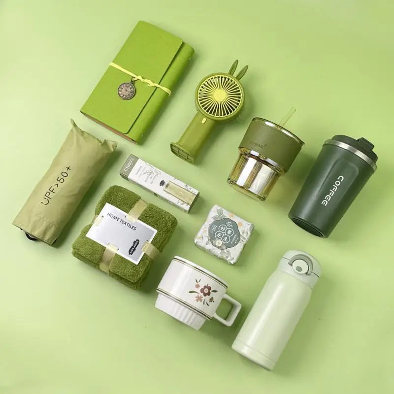 Green Gift Set – Glass Tumbler, Soft Towel & UPF 50+ Sun