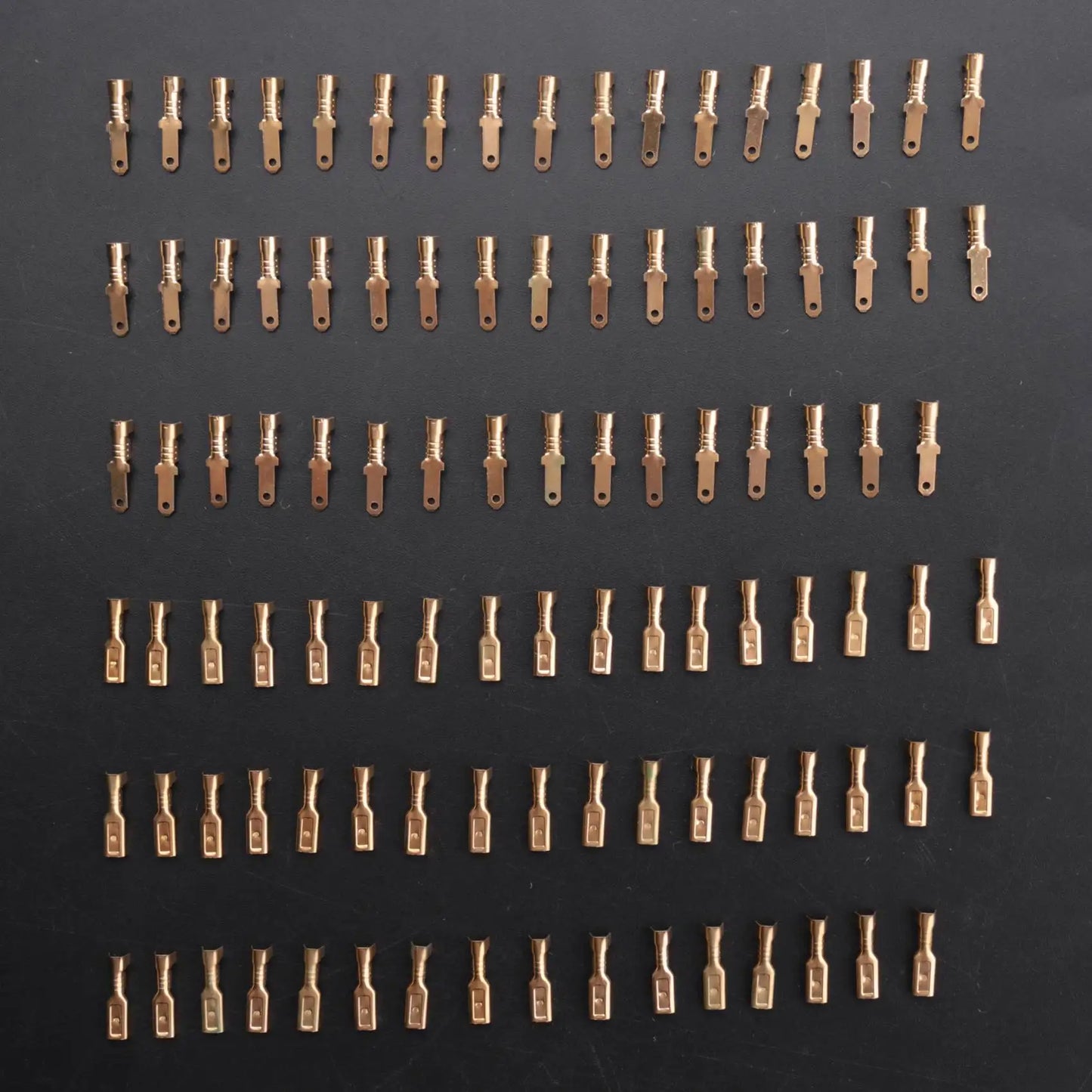 200Pcs Spade Crimp Terminals Female Male 22-16 AWG 2.8mm
