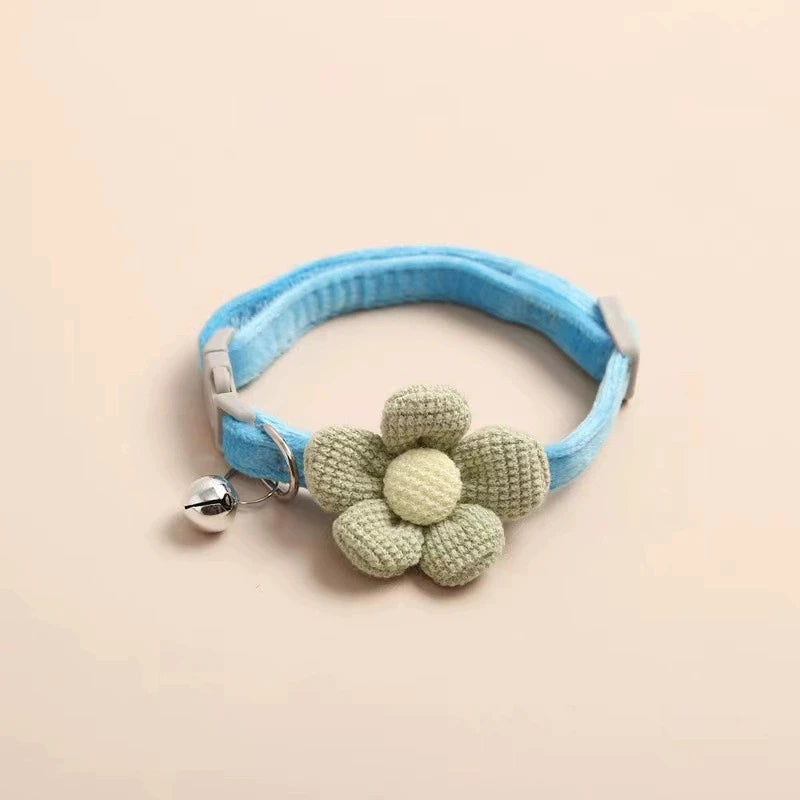 Cute Flower Bowtie Cat & Small Dog Bell Collar – Adjustable