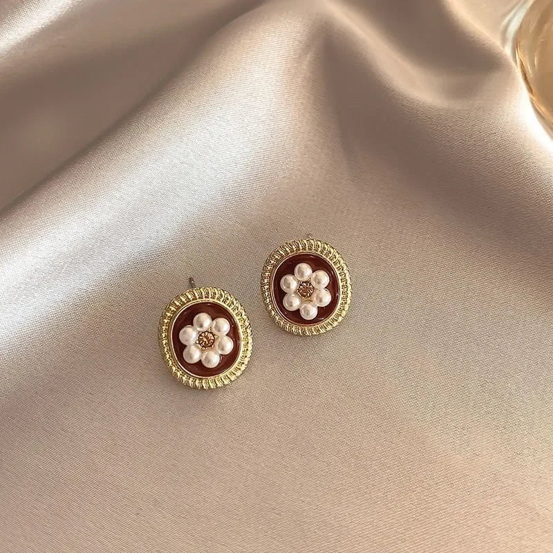 French Retro Burgundy Heart Stud Earrings | S925 Silver Needle