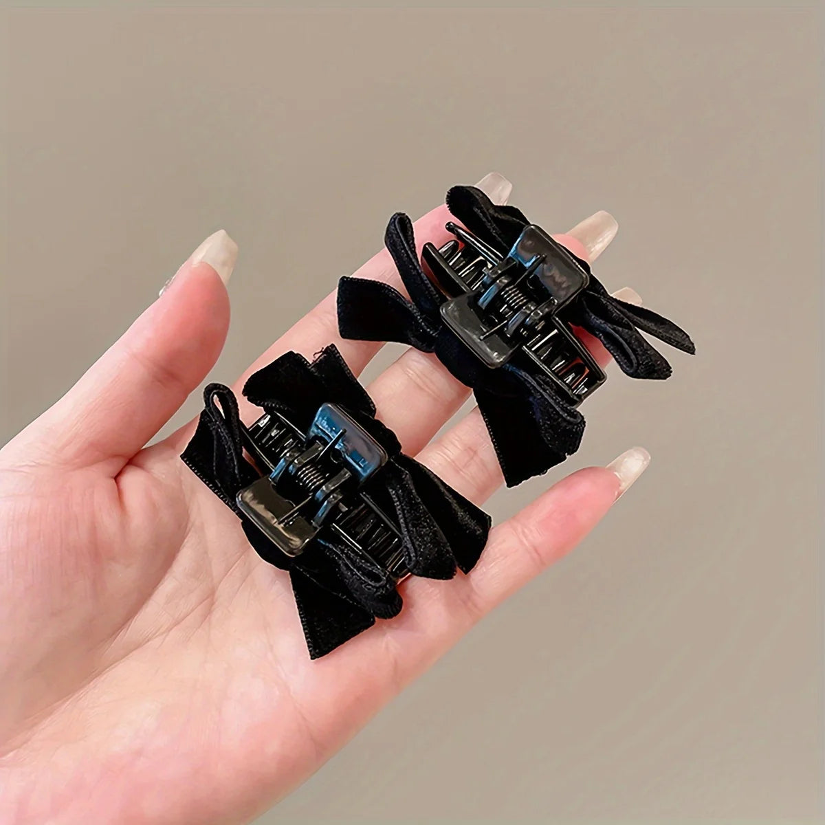 Black Velvet Bow Hair Claw Clips – Celebrity Style 2pcs Set