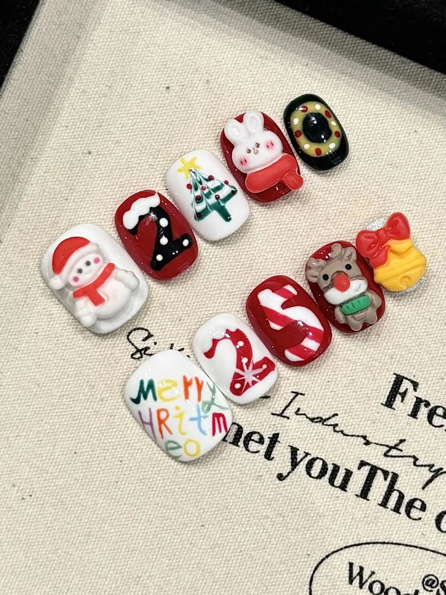 Christmas Press-On Nails | Bow & Deer Short Red Design – 10pcs
