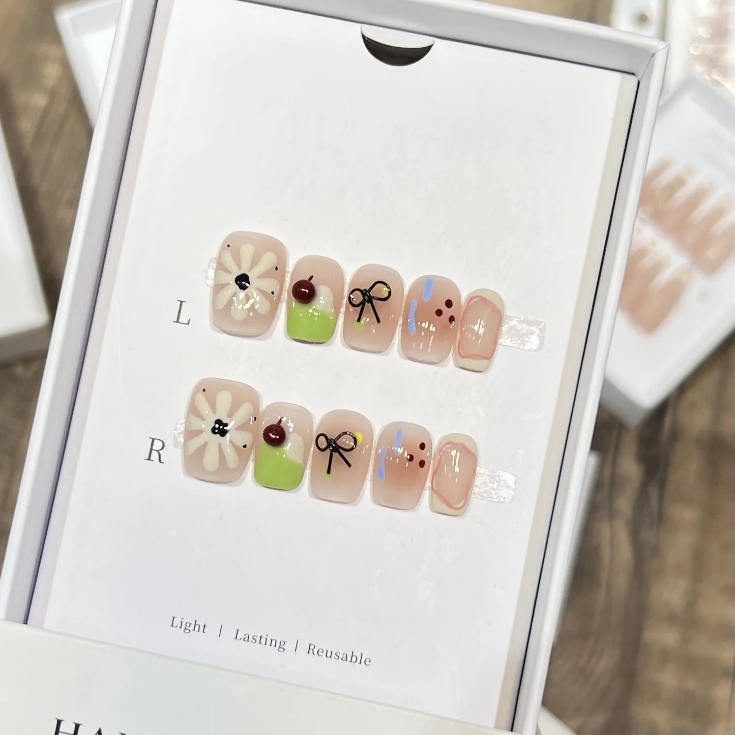 Handmade Strawberry Cat Eye Press On Nails – Shiny Pink 10pcs
