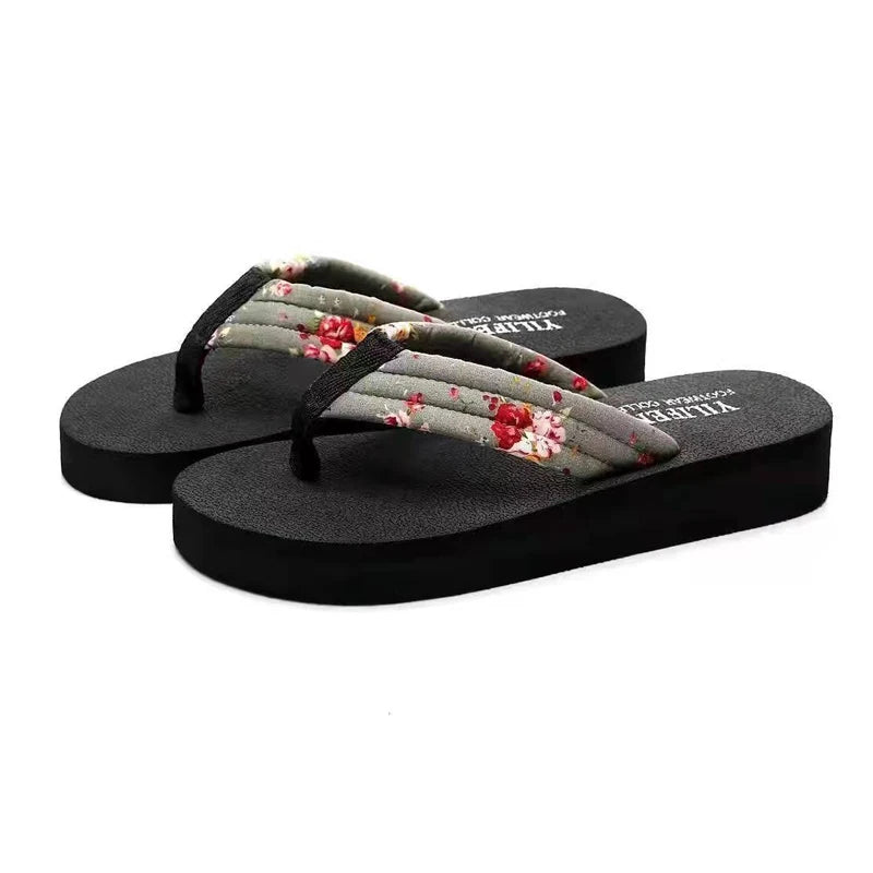 Women's Floral Flip Flops – Flat Beach Sandals & Slippers