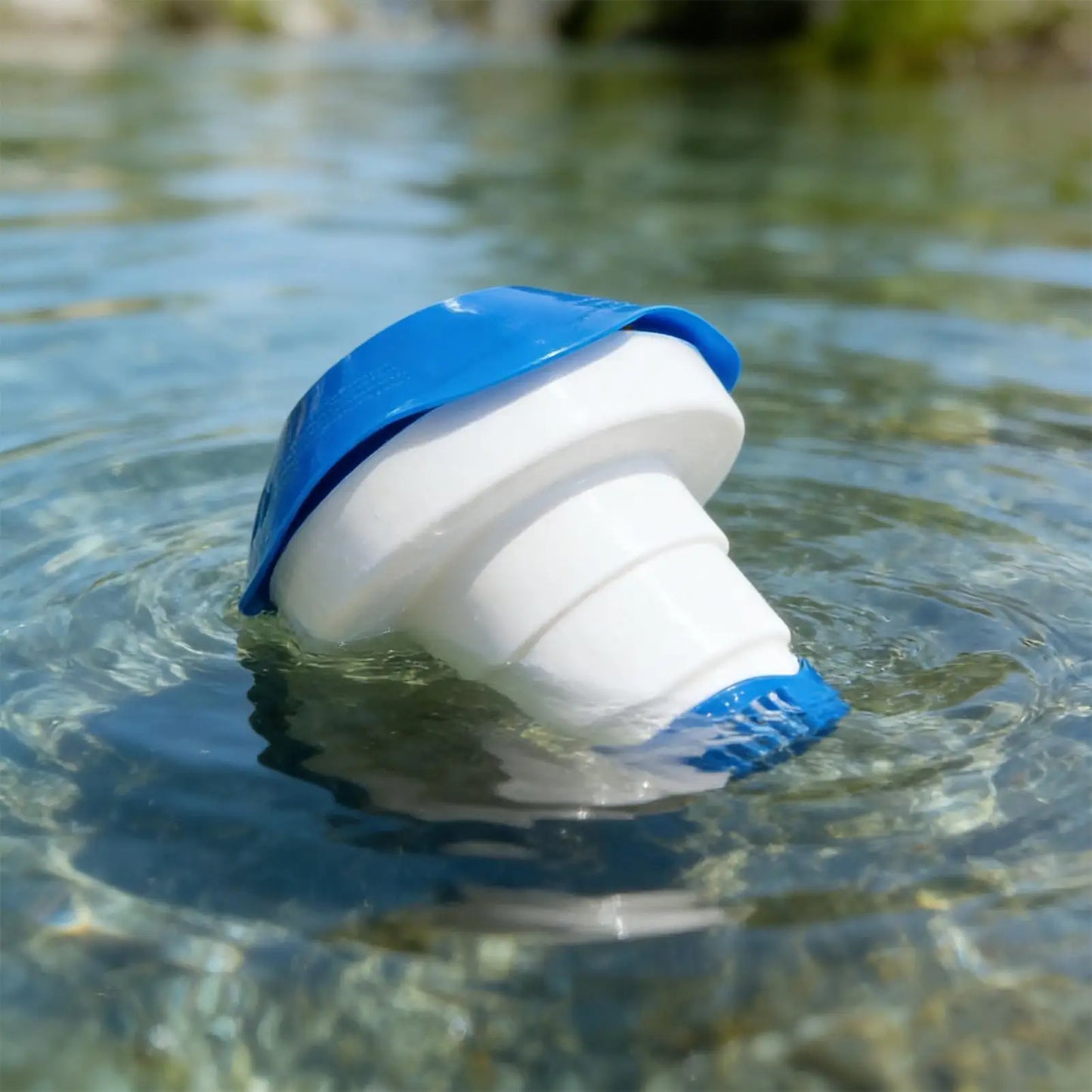Floating Pool Chlorine Tablet Dispenser for Pools & Spas