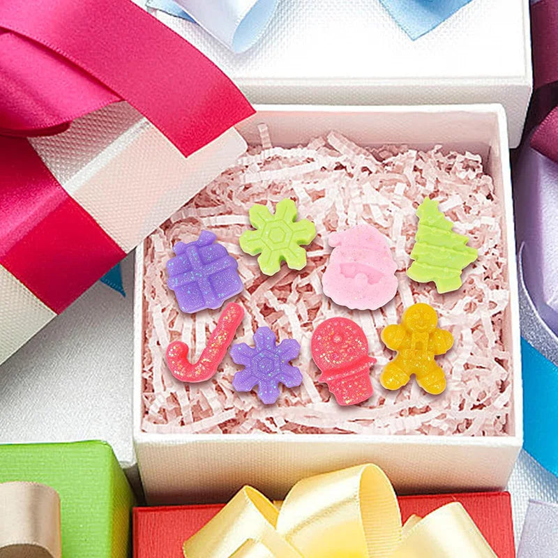 Christmas Silicone Chocolate & Candy Baking Molds – Snowflake, Snowman, Santa, Xmas Tree & Gingerbread Man