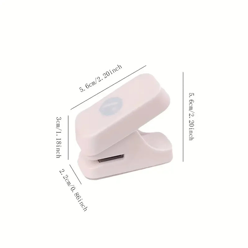 1PCPortable Mushroom Hole Puncher Loose-leaf Students Stationery Disc