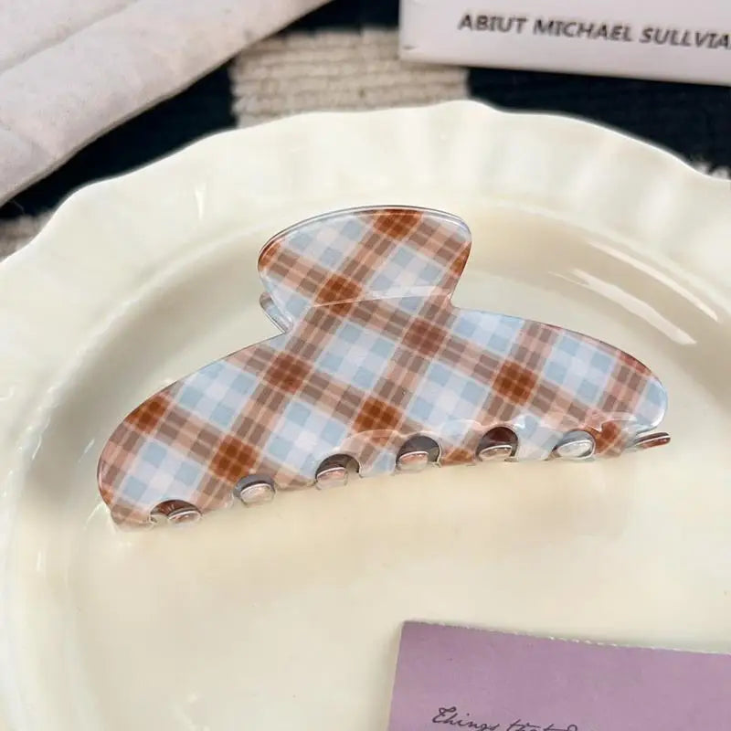Classic Plaid Hair Claw Clip – Strong Hold for Women & Girls