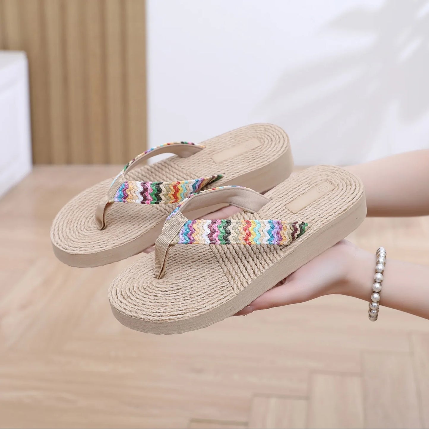 Women's Feather Print Flat Flip-Flops | EVA Beach Slides