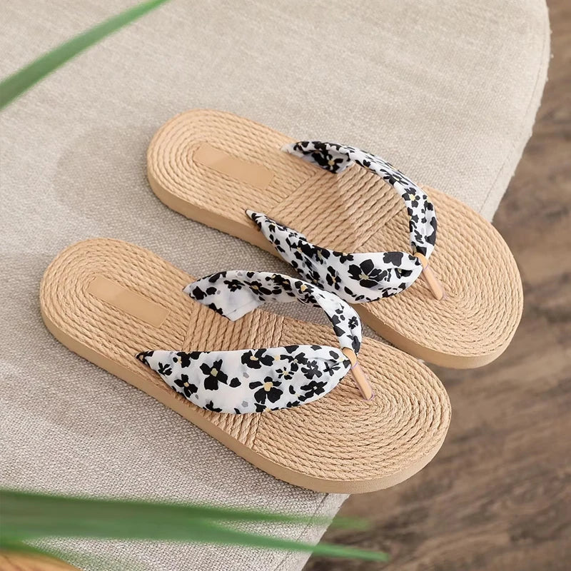 Women's Floral Flip Flops Non-Slip Beach Slides & Sandals
