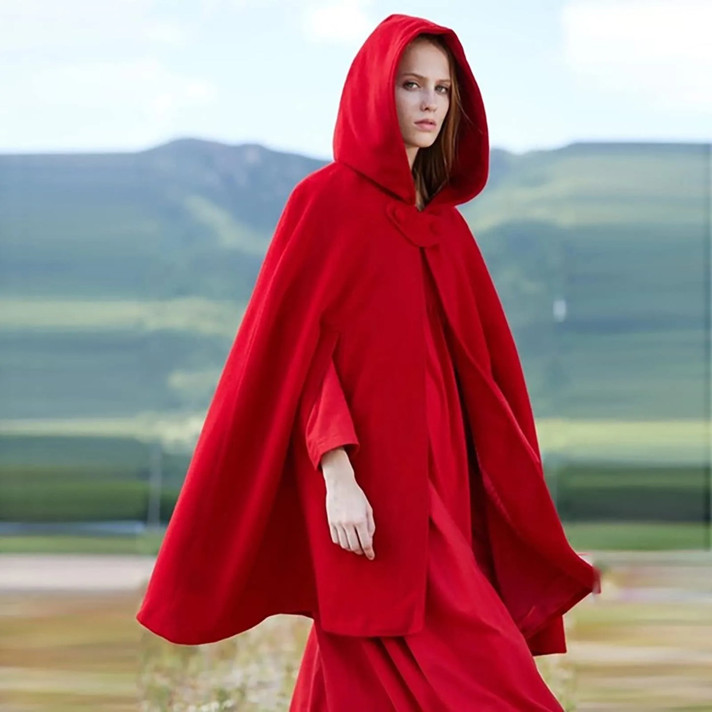 Women's Medieval Hooded Cloak | Gothic Viking Halloween Cape
