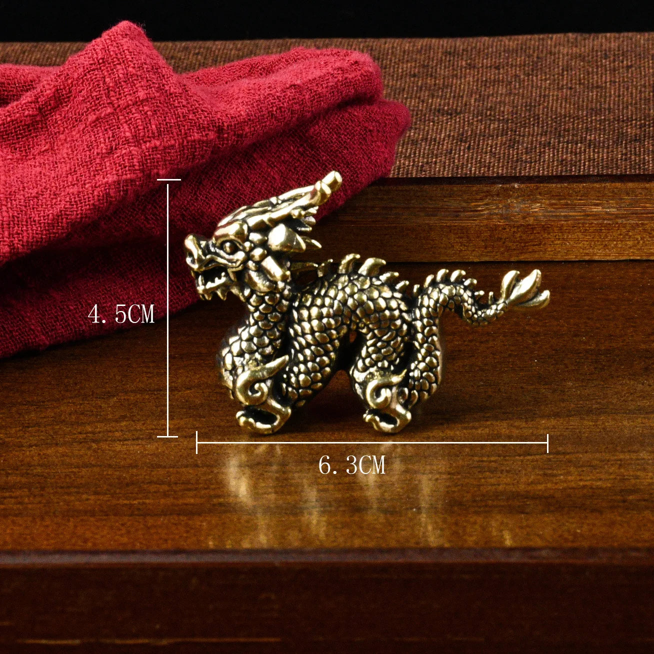 Bronze Chinese Zodiac Dragon Ornaments Creative Home Office Tea Pet Decorations Lucky Dragon Playing Ball Copper Art Crafts Peaceful Pleasures Health and Wellness 6.3CM