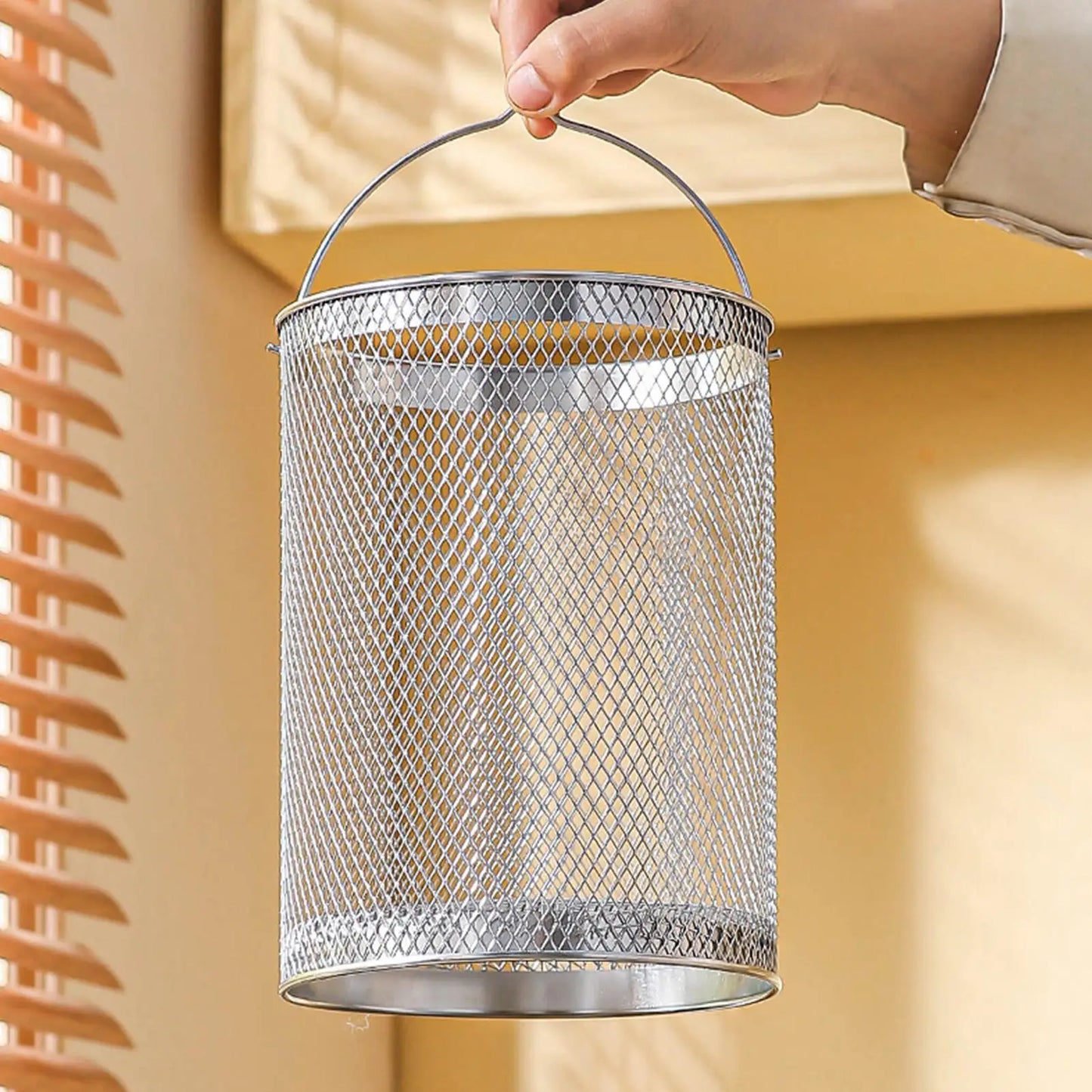 4L Stainless Steel Pasta Pot with Strainer & Lid | Deep Fryer
