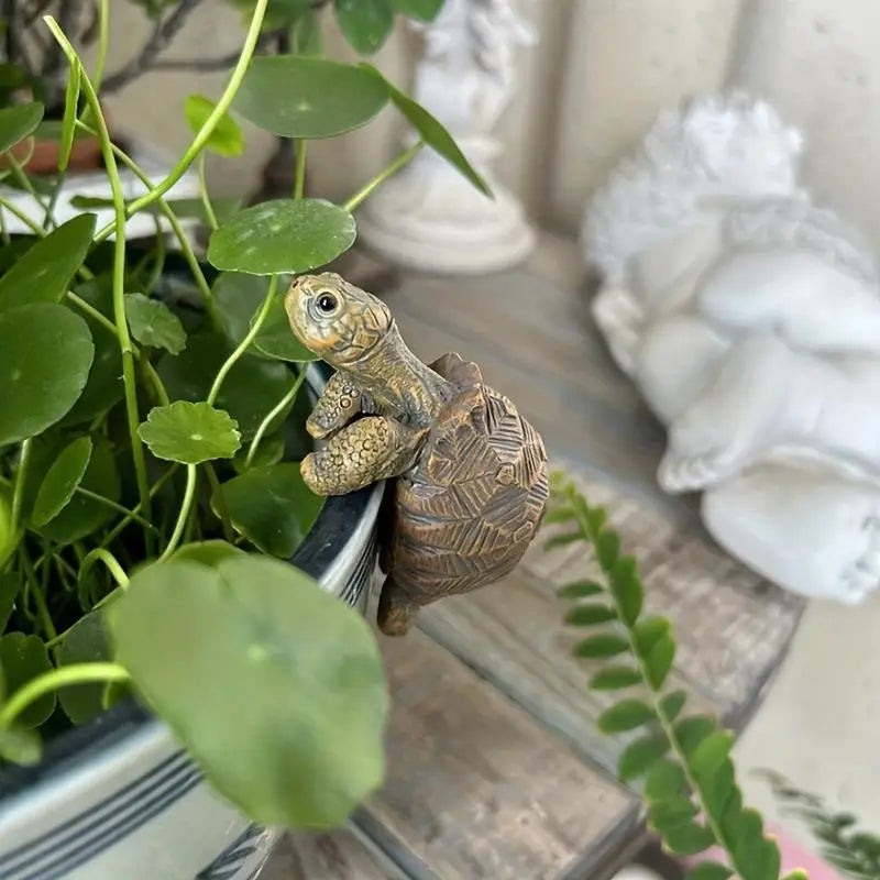 Resin Hanging Turtle Statue | Plant Pot Hanger & Garden Decor