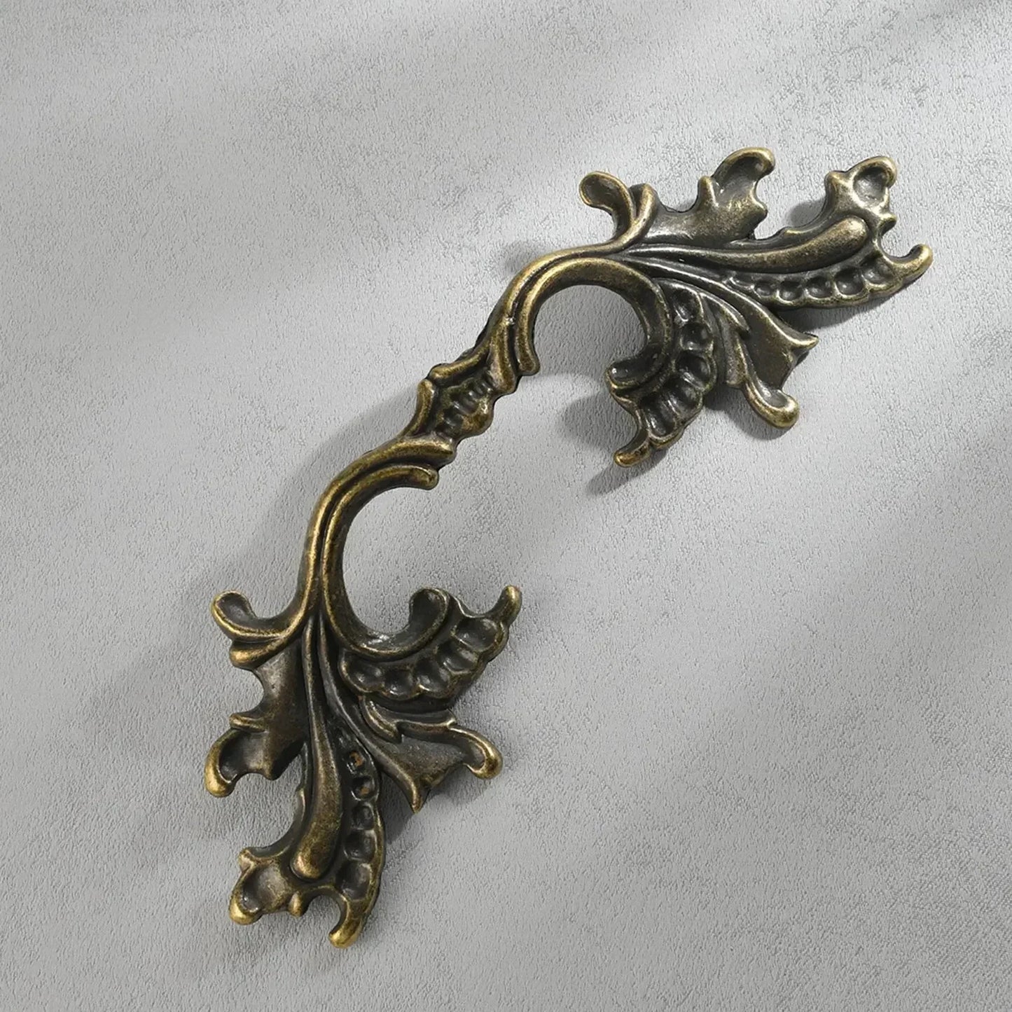 Vintage Zinc Alloy Drawer Handle | Classic Cabinet Pull