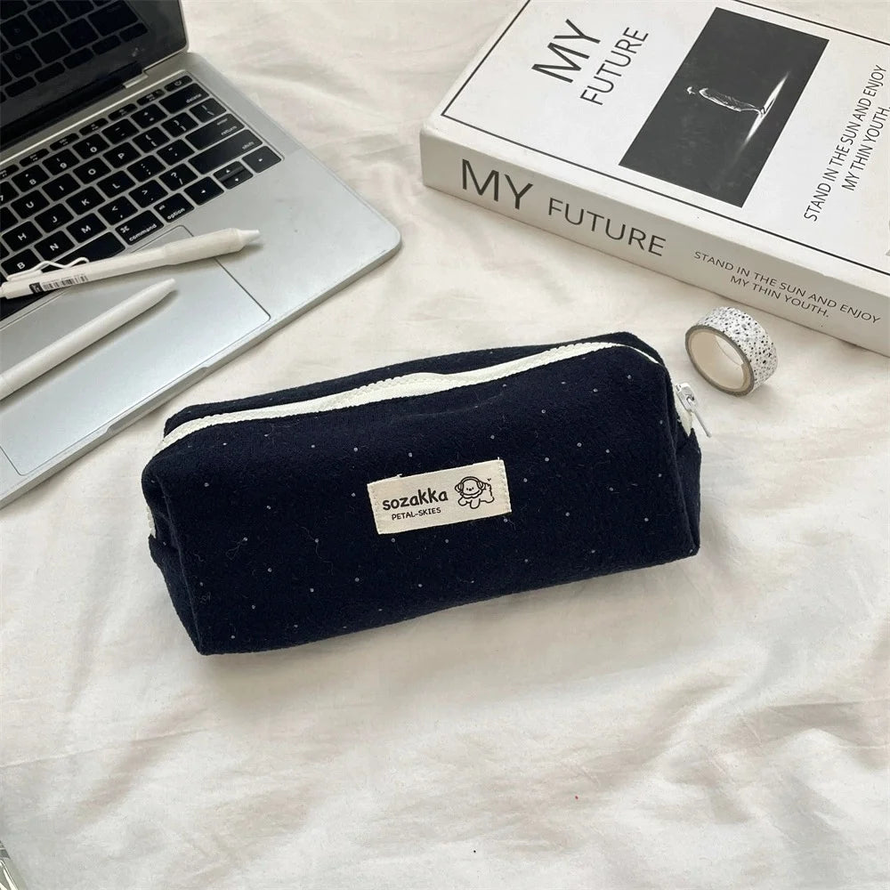 Plaid Felt Pencil Case – Large Capacity Student Organizer Pouch
