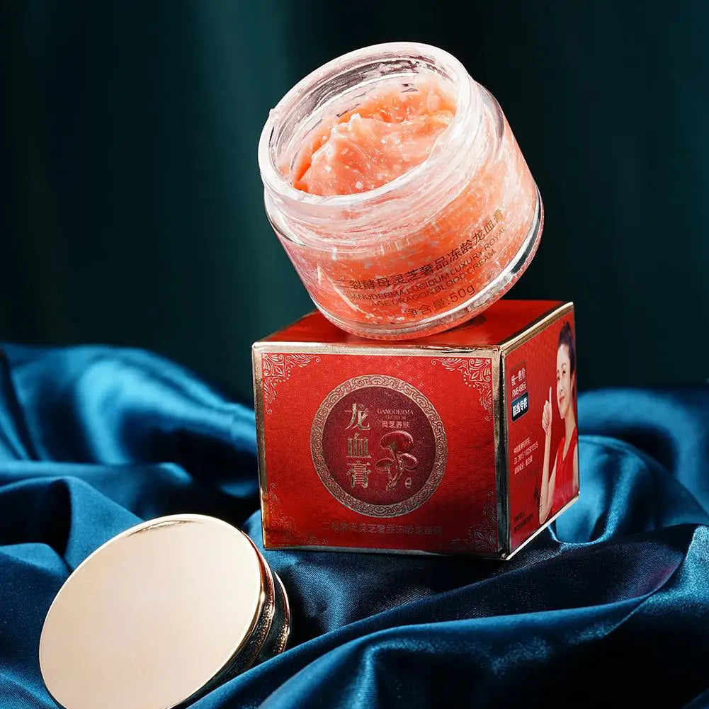 Dragon Blood Cream – Moisturizing Concealer & Skin Tightening 50g