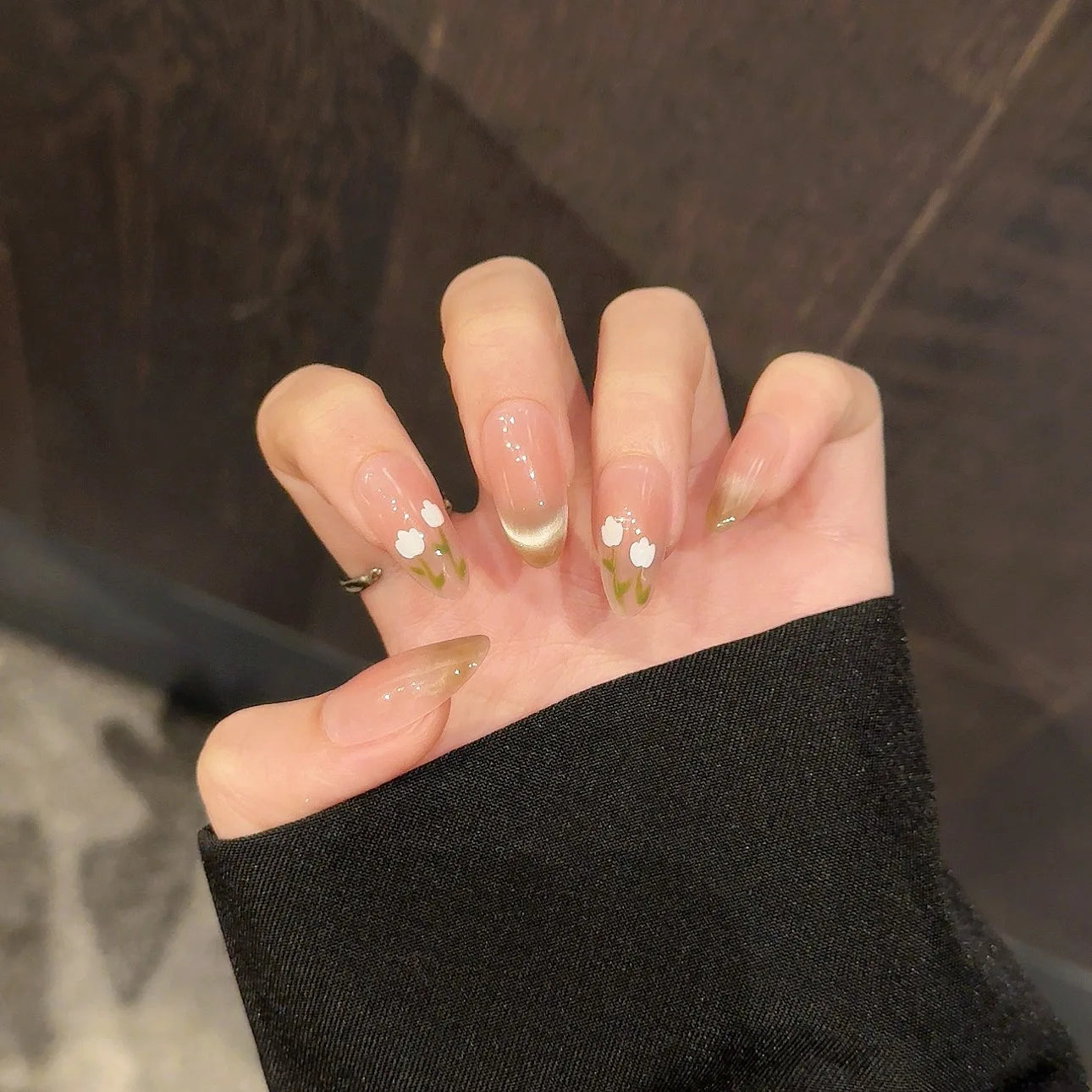 Korean Cat Eye Press On Nails – French Nude Tulip 10pcs