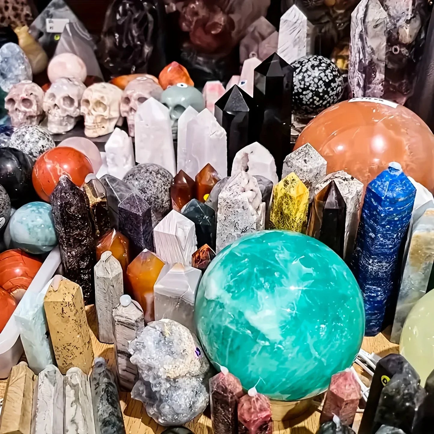 Open your own unique crystals! 1lb-3lb Crystal Gift Box-Mixed Raw Stone, Tower, Sphere, Carving , Bracelet Ring, Home Decoration Peaceful Pleasures Health and Wellness