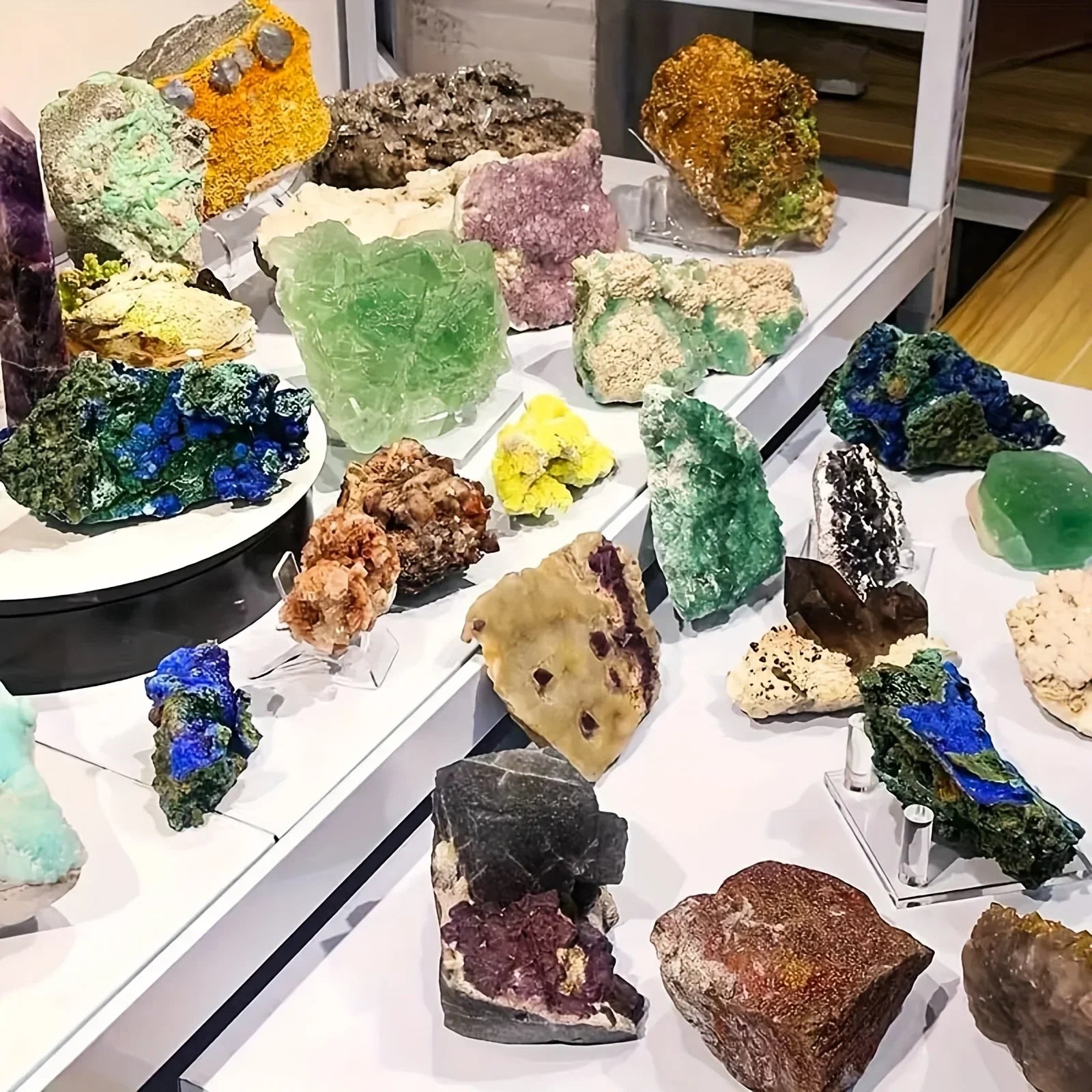 Open your own unique crystals! 1lb-3lb Crystal Gift Box-Mixed Raw Stone, Tower, Sphere, Carving , Bracelet Ring, Home Decoration Peaceful Pleasures Health and Wellness