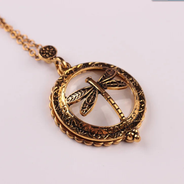 Monoculo Vintage Chain Magnifying Glass Necklace Pendant Gift Metal Magnifier 2.5X Peaceful Pleasures Health and Wellness Silver