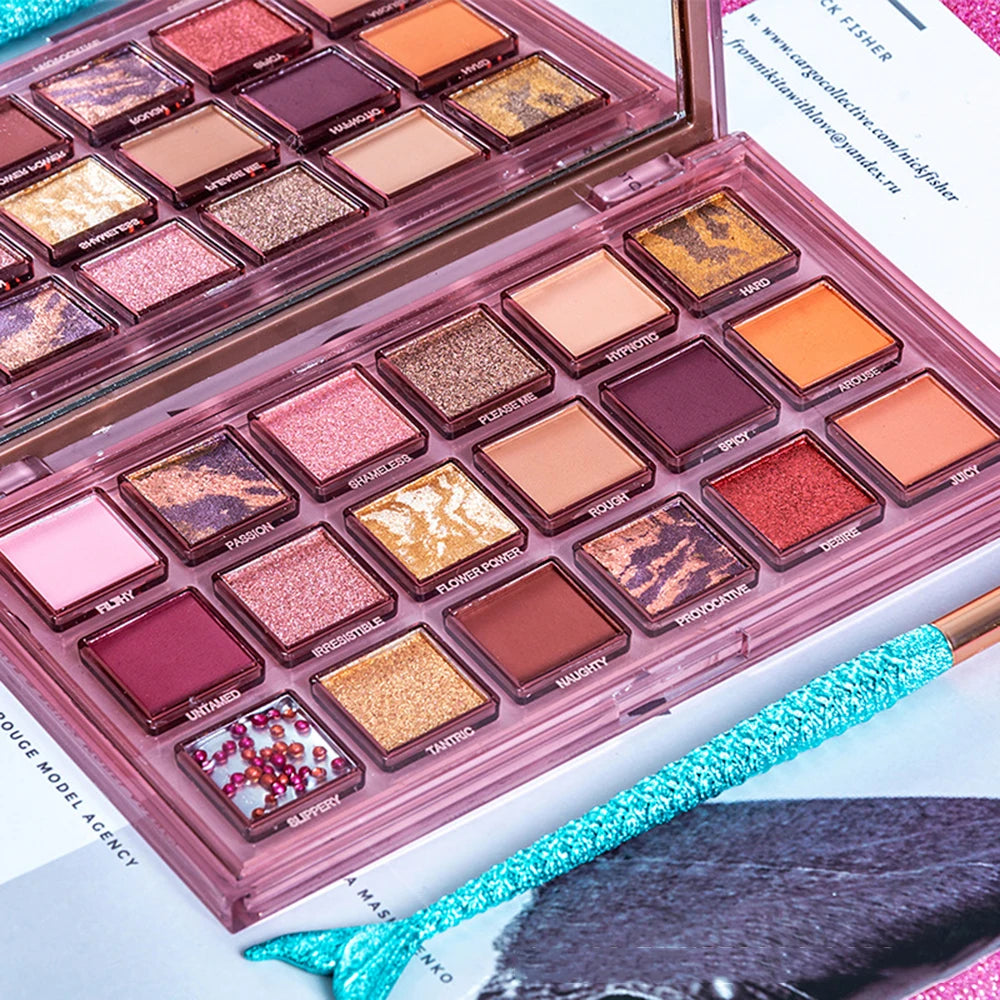 18-Color Shimmer & Matte Eyeshadow Palette – Waterproof Pigments