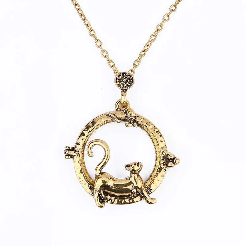 Monoculo Vintage Chain Magnifying Glass Necklace Pendant Gift Metal Magnifier 2.5X Peaceful Pleasures Health and Wellness Orange