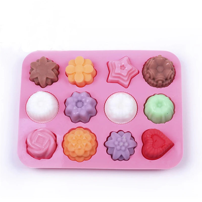 12-Cavity Silicone Flower Mold | Cake, Chocolate, Candy, Soap & Jelly – Oven & Freezer Safe