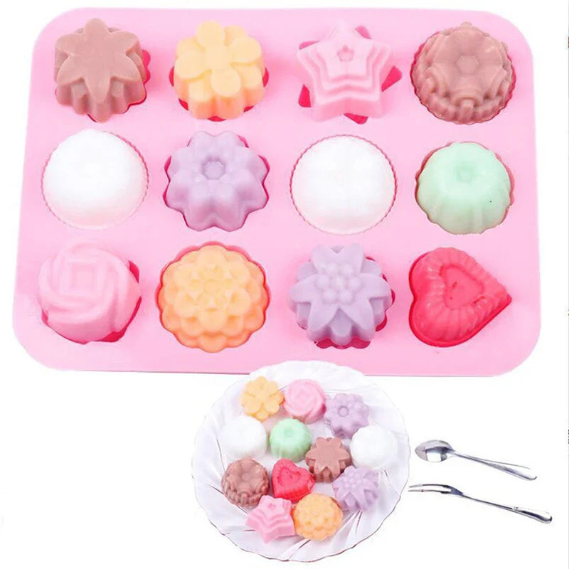 12-Cavity Silicone Flower Mold – Chocolate, Cake & Soap Making