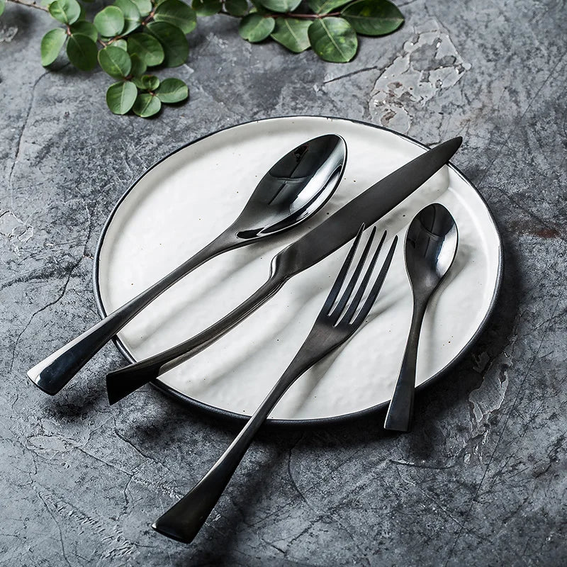 Black & Gold 304 Stainless Steel Cutlery Set – 20-Piece (4 Settings) or 24-Piece (6 Settings), Dishwasher Safe
