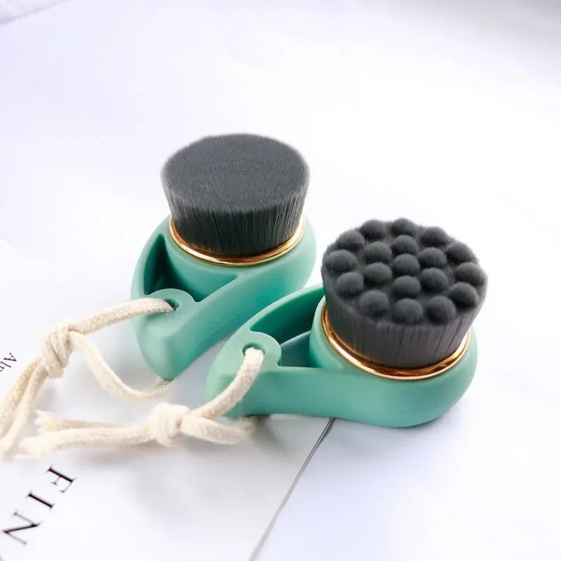 Comma-Shape Facial Cleansing Brush | Soft Bristles Deep Pore