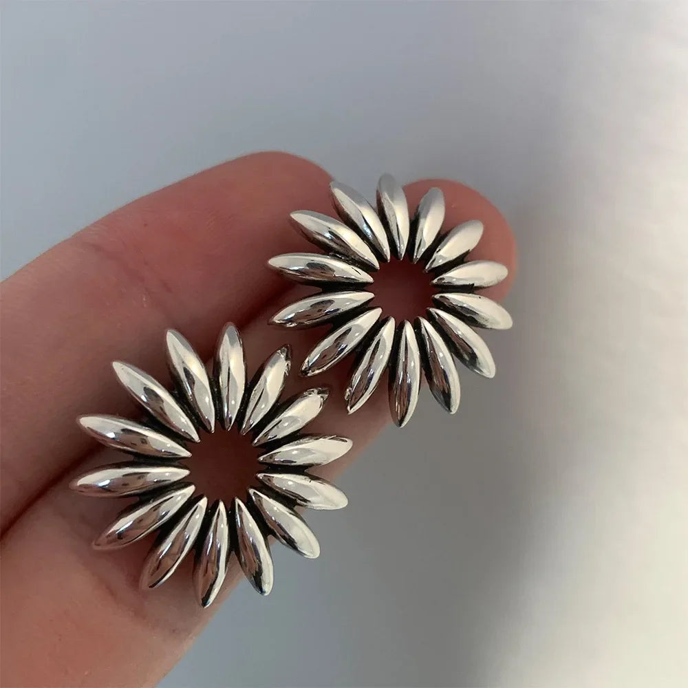 Sunflower Stud Earrings – Vintage Hypoallergenic Statement Jewelry
