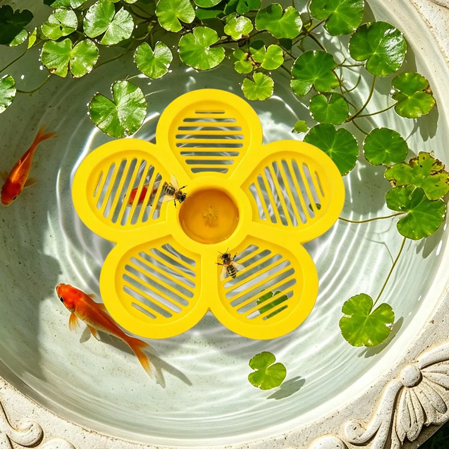 Floating Bee Island Waterer – Pollinator Drinking Tray for Garden
