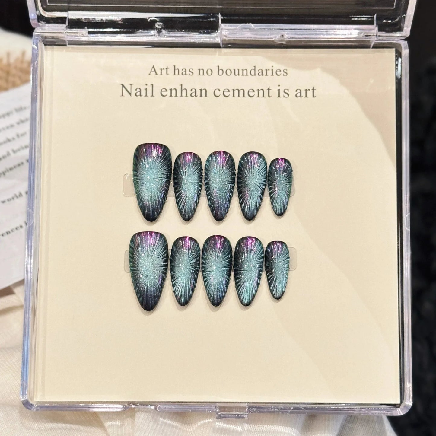 10pcs Cat's Eye Y2K Press On Nails – Almond Blush French Tips