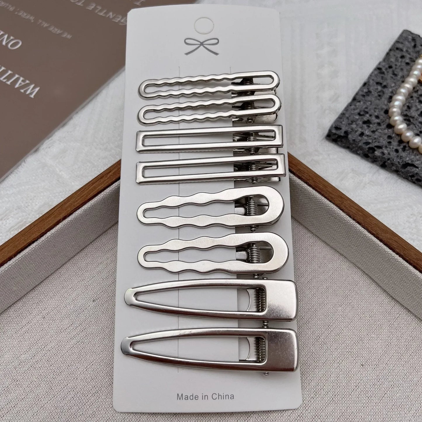 Silver Y2K Duckbill Hair Clips 8pcs – Metal Barrettes for Women
